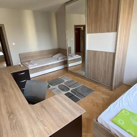 Pleasant Flat In Apartmán Skopje